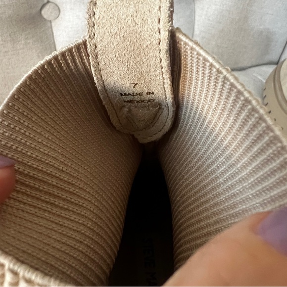 Steve Madden NEW Holley Chelsea Boot SIZE 7 - Picture 5 of 6